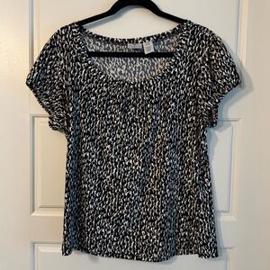 Worthington Black and White Patterned Blouse